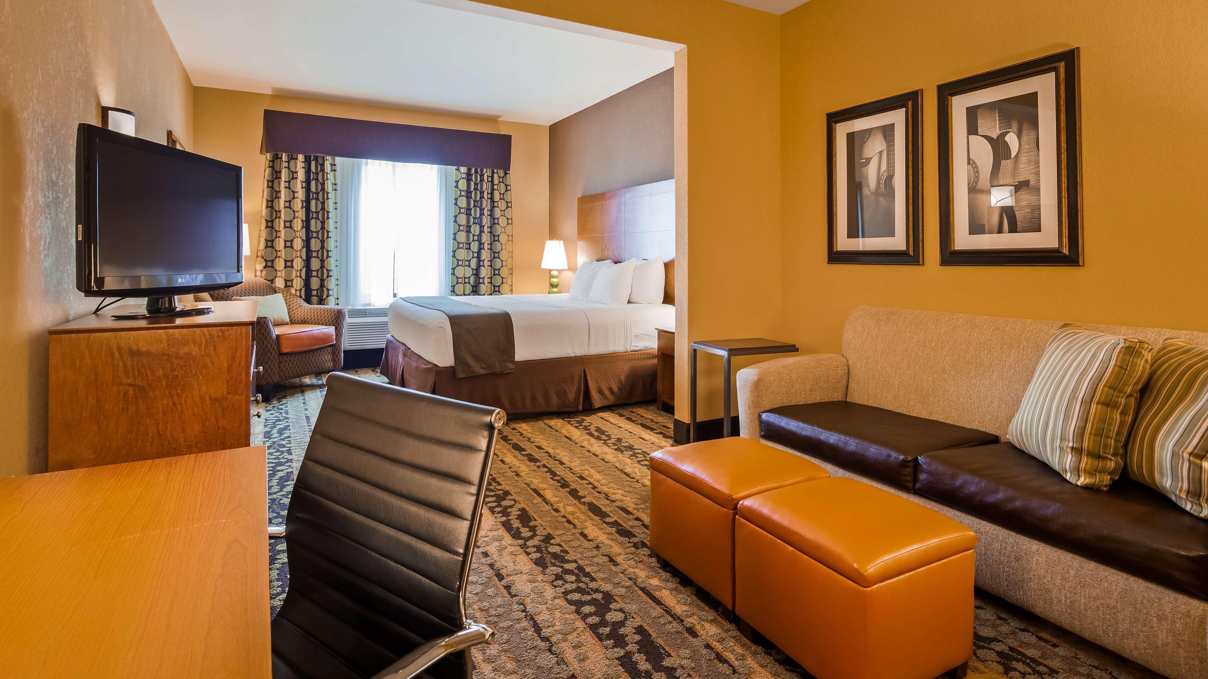 Best Western Plus Tupelo Inn & Suites Eksteriør bilde