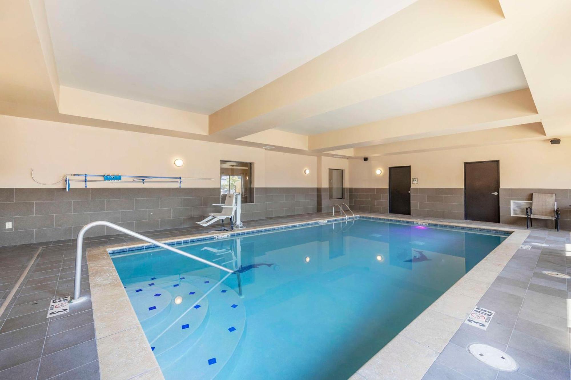 Best Western Plus Tupelo Inn & Suites Eksteriør bilde