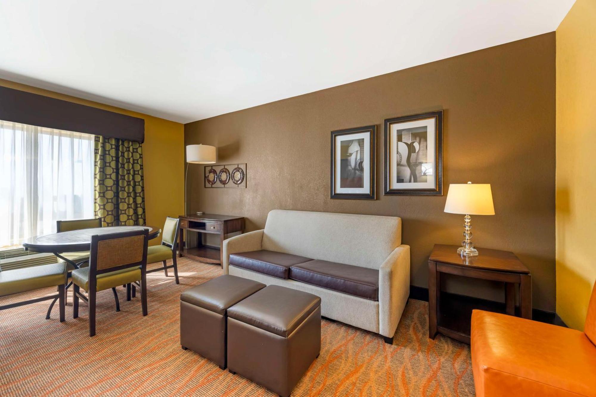 Best Western Plus Tupelo Inn & Suites Eksteriør bilde