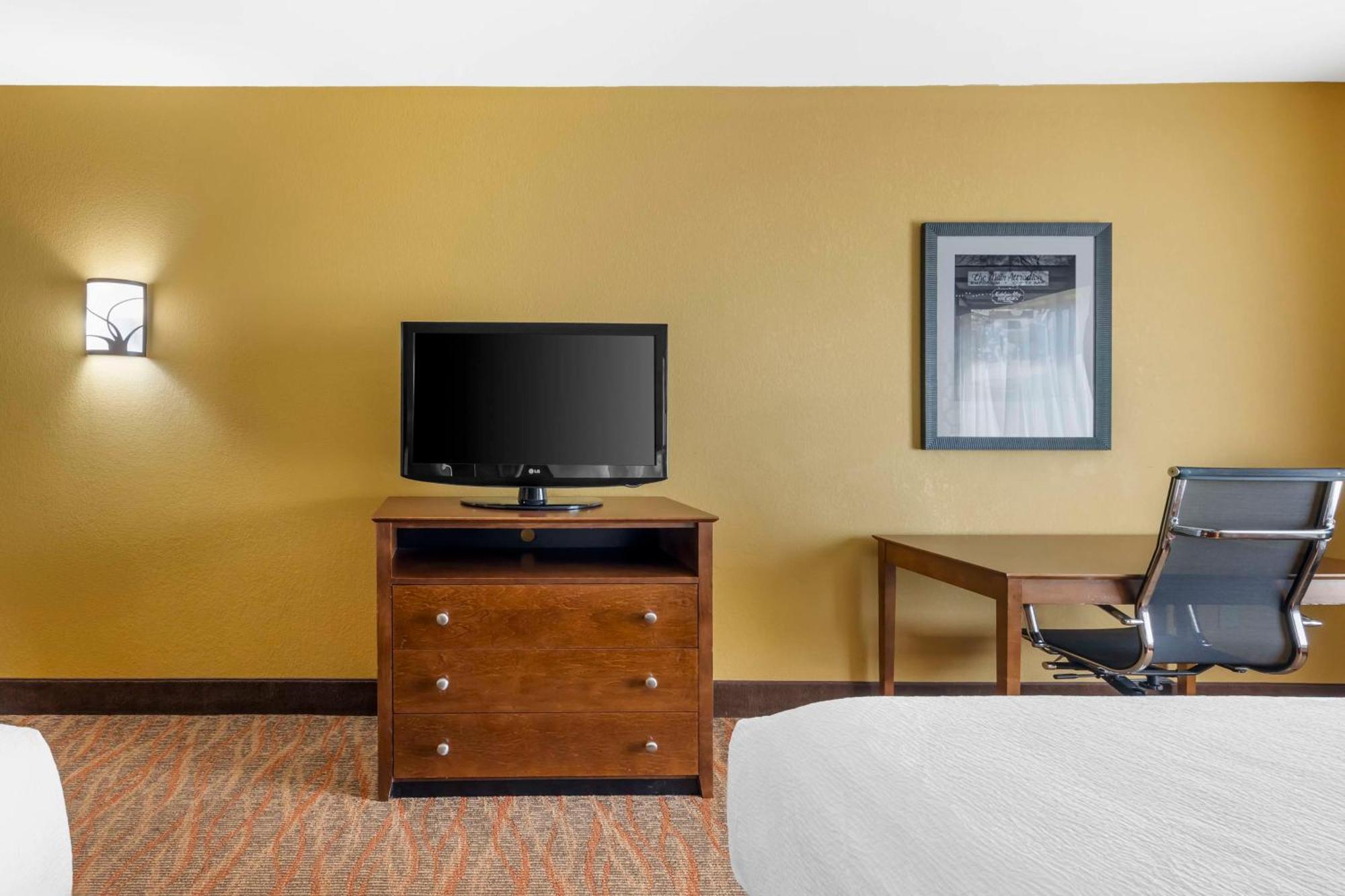 Best Western Plus Tupelo Inn & Suites Eksteriør bilde