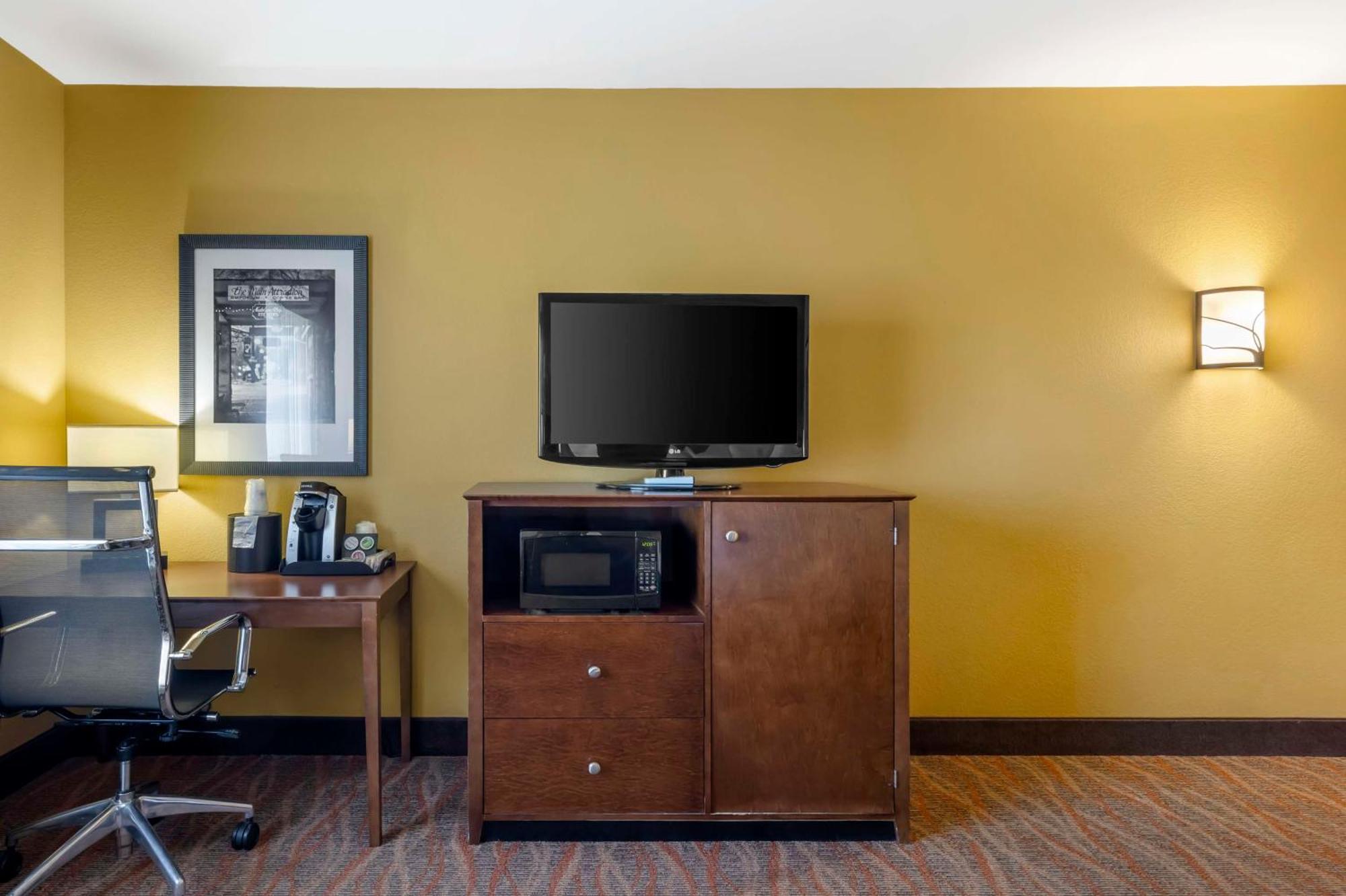 Best Western Plus Tupelo Inn & Suites Eksteriør bilde