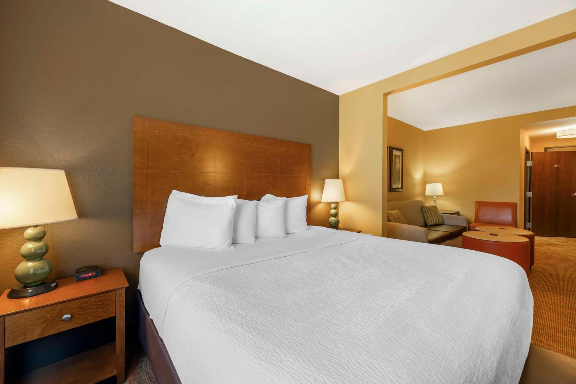 Best Western Plus Tupelo Inn & Suites Eksteriør bilde