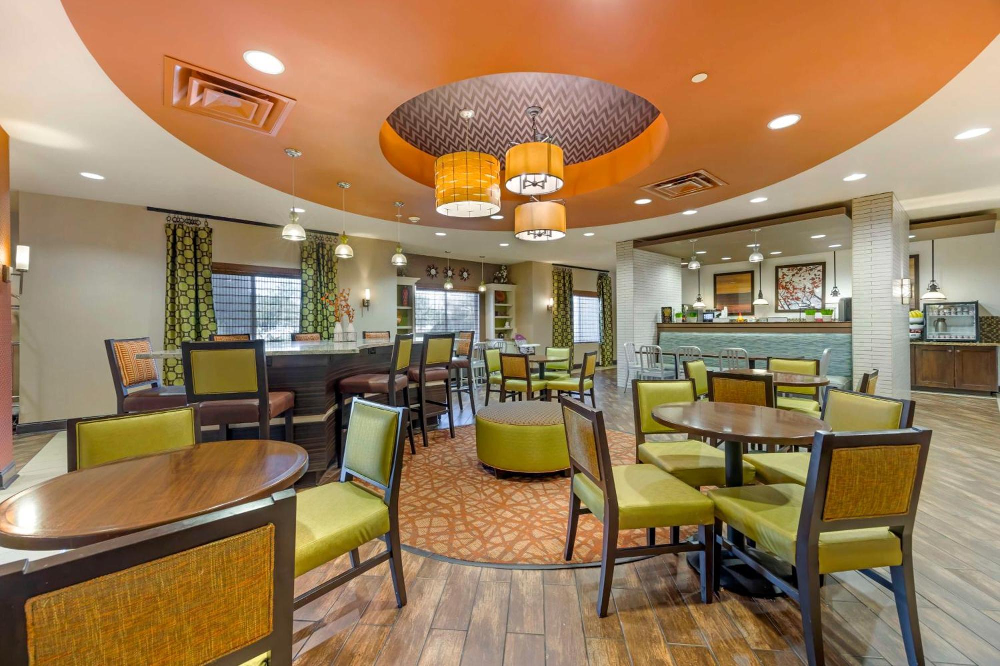 Best Western Plus Tupelo Inn & Suites Eksteriør bilde